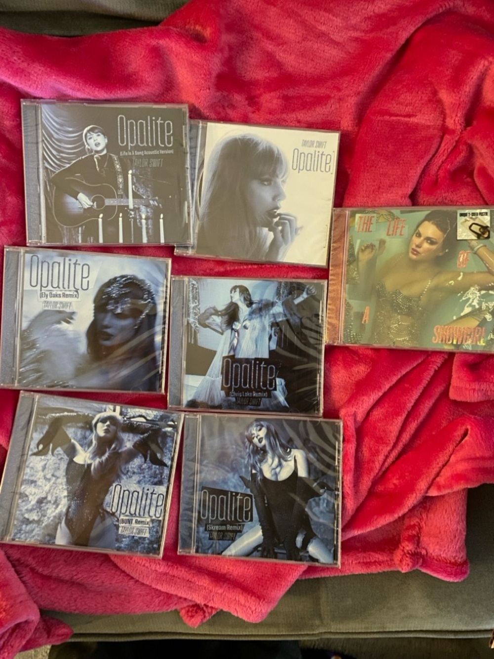 Taylor Swift Opalite Remix & single CD Set - new sealed life of a showgirl